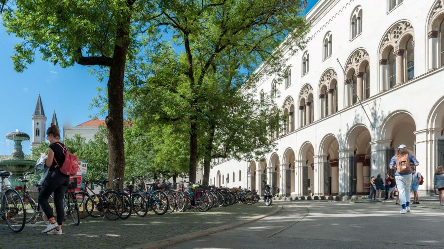 Link zum Artikel: International Munich Lectures in Teacher Education Research: Mit internationalen Spitzenforscherinnen und -forscher der Lehrerbildungsforschung im Dialog