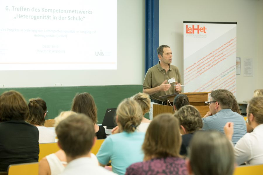 Prof. Dr. Andreas Hartiner; Foto: Klaus Satzinger-Viel