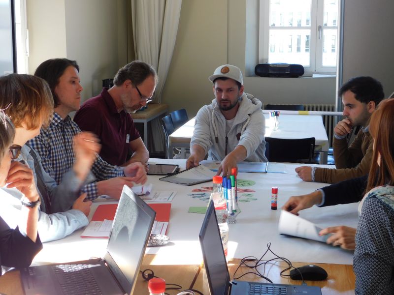 Teilnehmer des Workshops „Digitale Kompetenz als neue Kulturtechnik?” in Darmstadt