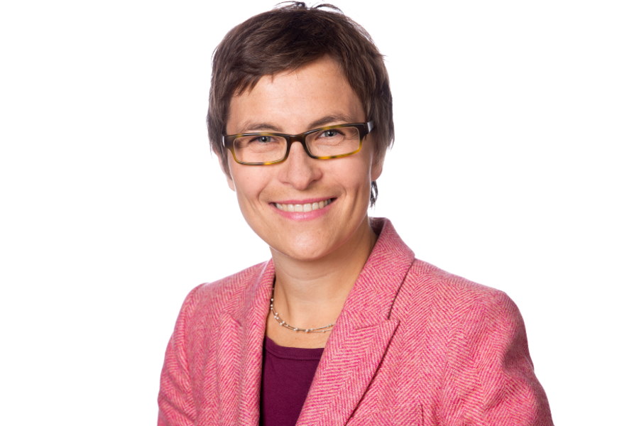 Dr. Alexandra Brutzer