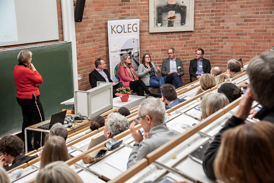 Podiumsdiskussion mit Vertreter(inn)en der 1. und 2. Phase der Lehrer(inn)enbildung