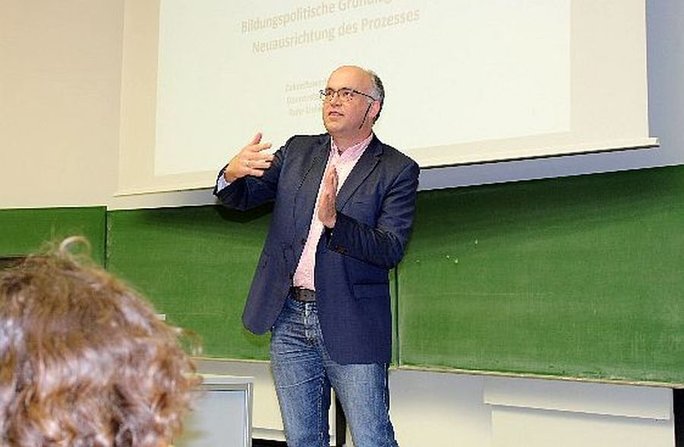 Christoph Dicke vom Ministerium für Schule und Weiterbildung des Landes Nordrhein-Westfalen