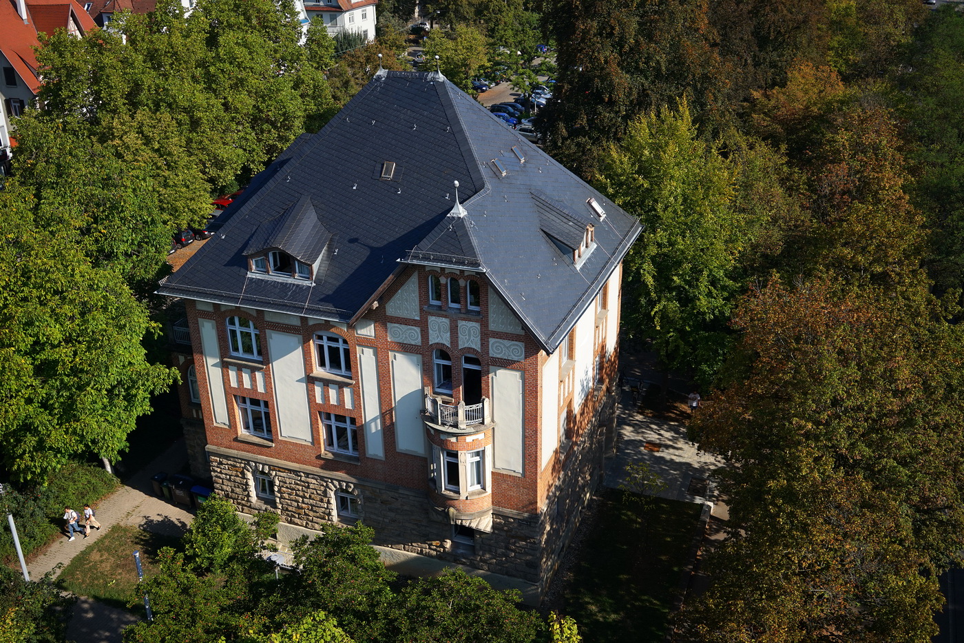 Das Gebäude der Tübingen School of Education aus der Vogelperspektive