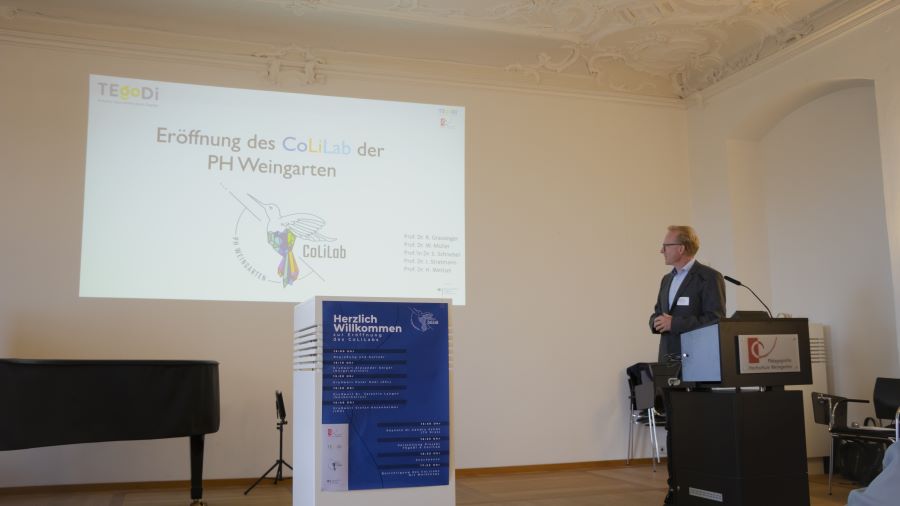 Projektleiter Professor Dr. Holger Weitzel stellt das CoLiLab vor.
